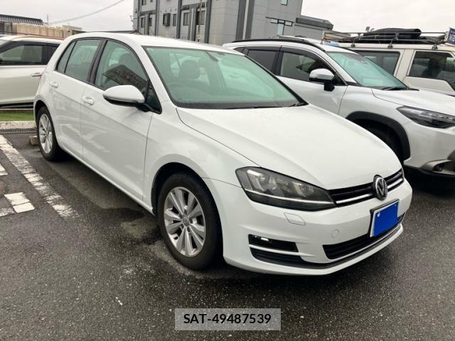 VolksWagen GOLF 2015-09 8882963-1