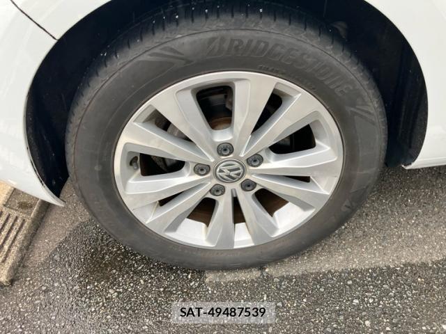 VolksWagen GOLF 2015-09 8882963-7