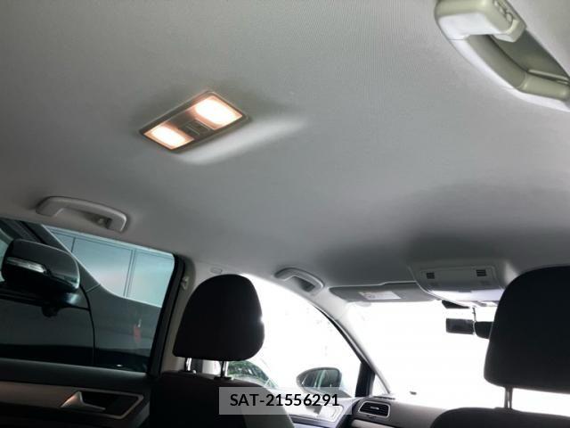 VolksWagen GOLF 2016-11 8882960-11