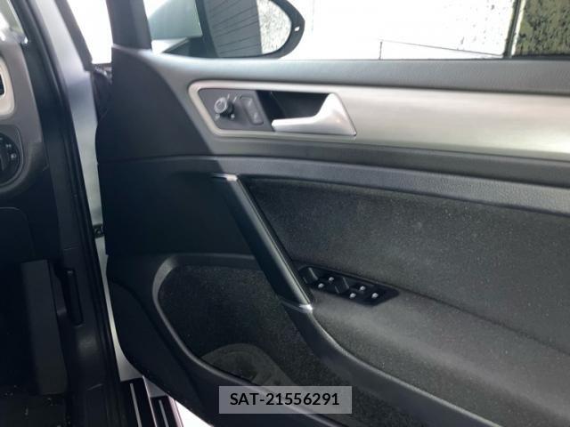 VolksWagen GOLF 2016-11 8882960-12