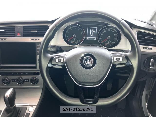 VolksWagen GOLF 2016-11 8882960-16