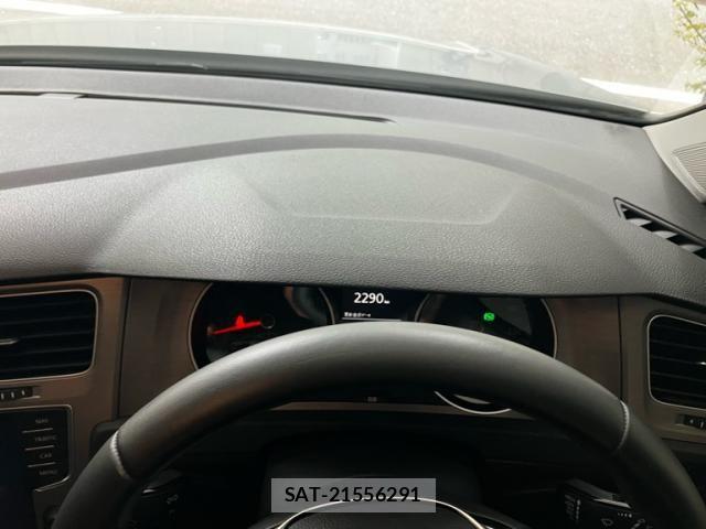 VolksWagen GOLF 2016-11 8882960-18
