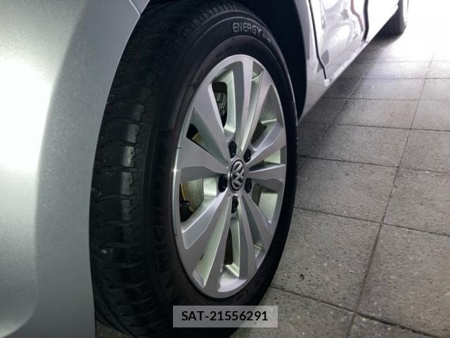 VolksWagen GOLF 2016-11 8882960-5