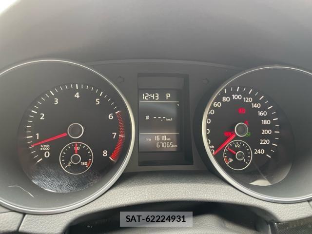 VolksWagen GOLF 2010-01 8882965-21
