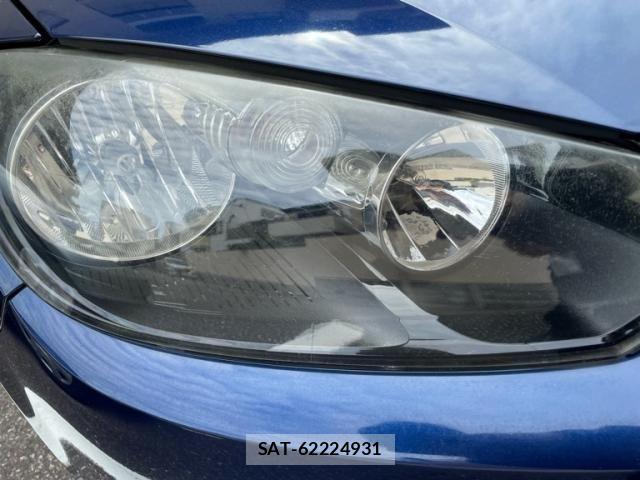 VolksWagen GOLF 2010-01 8882965-2