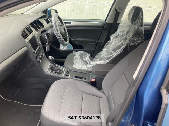 VolksWagen GOLF 2015-10 8882962-10