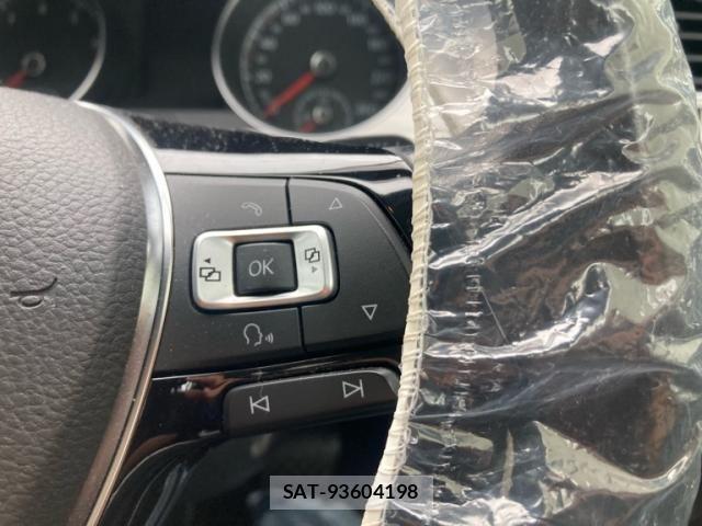 VolksWagen GOLF 2015-10 8882962-14