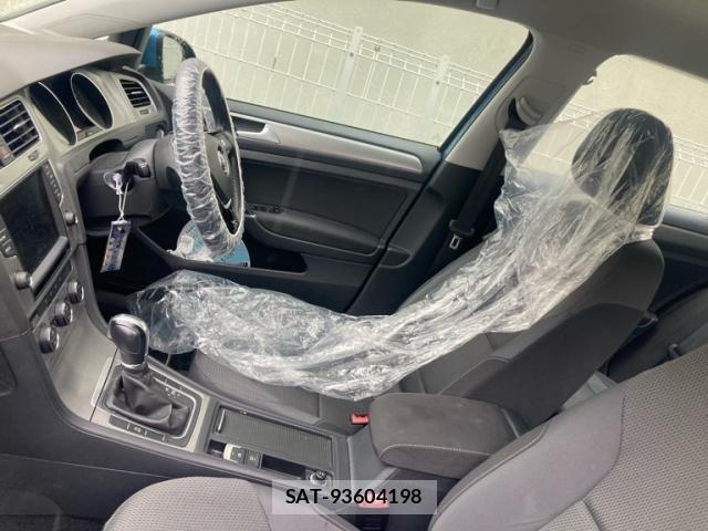 VolksWagen GOLF 2015-10 8882962-27