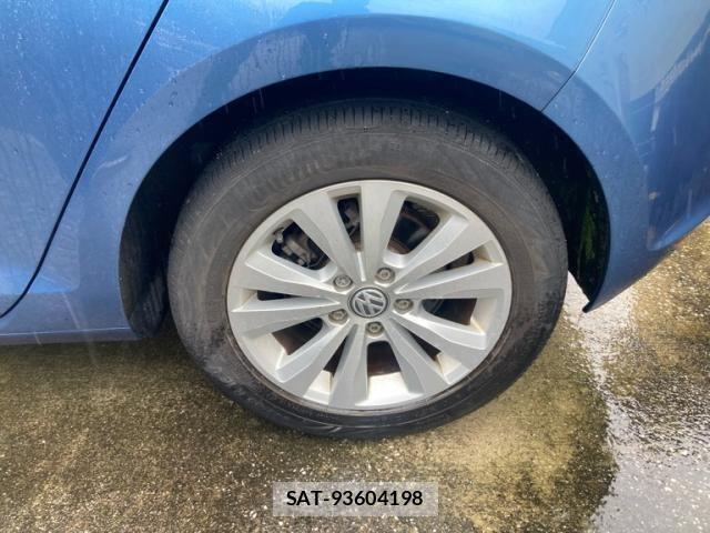 VolksWagen GOLF 2015-10 8882962-5