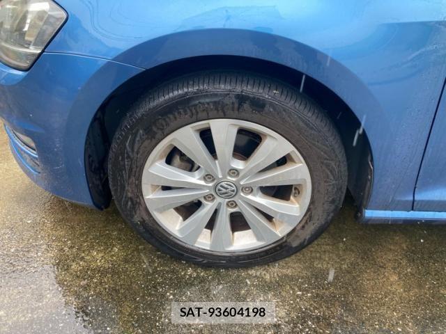 VolksWagen GOLF 2015-10 8882962-6