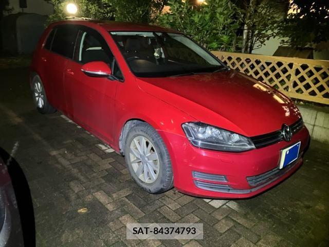 VolksWagen GOLF 2016-05 8884607-0