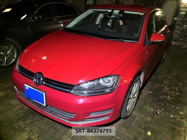 VolksWagen GOLF 2016-05 8884607-1