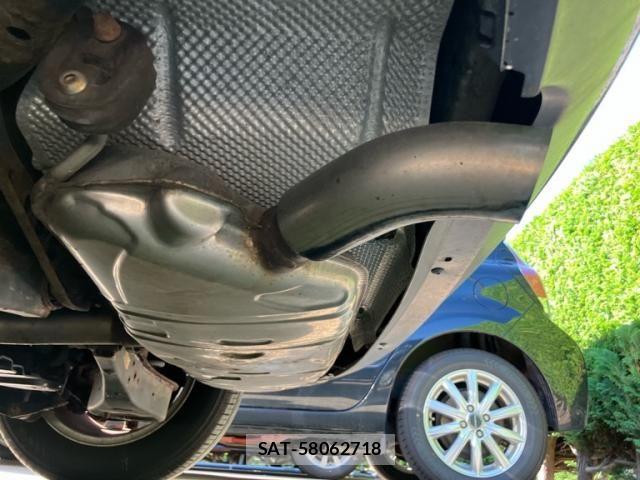 VolksWagen GOLF 2012-09 8884610-13