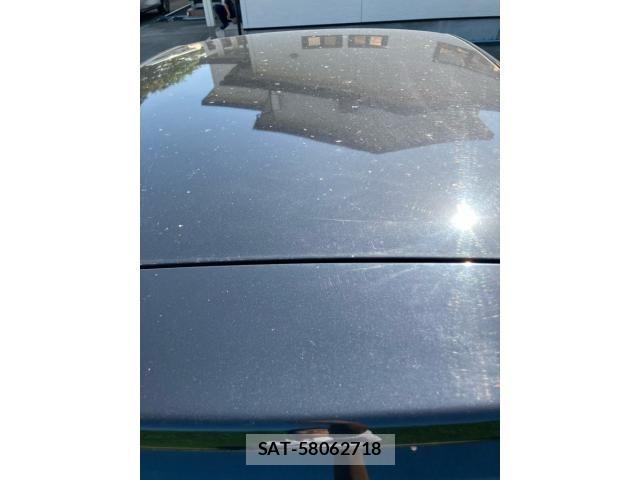 VolksWagen GOLF 2012-09 8884610-15