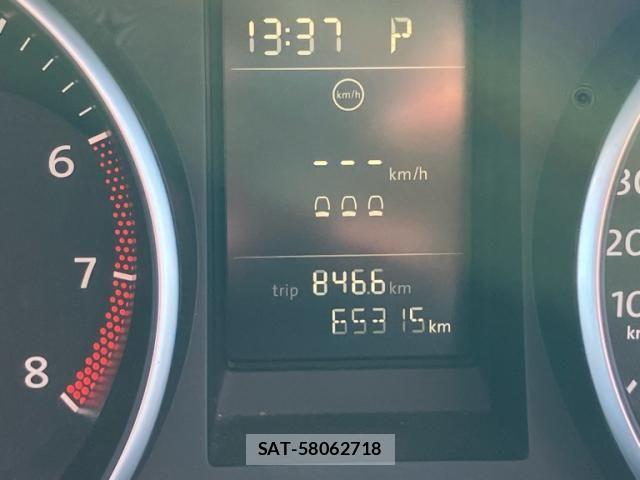 VolksWagen GOLF 2012-09 8884610-22