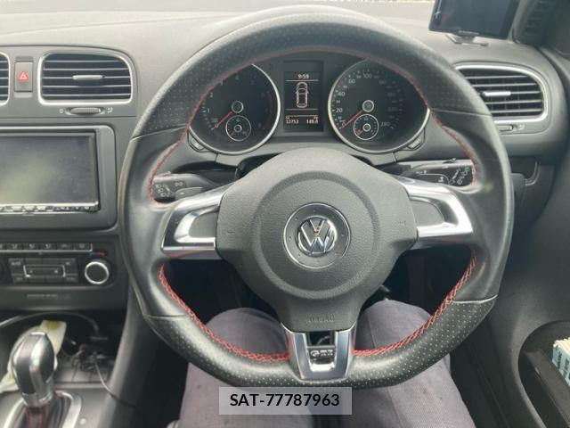 VolksWagen GOLF 2011-06 1415569-10