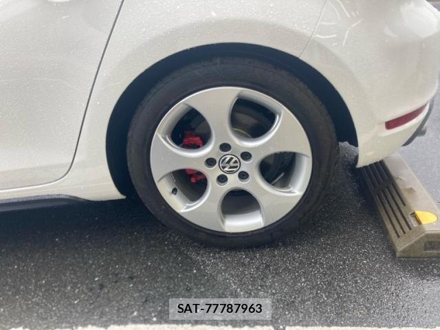VolksWagen GOLF 2011-06 1415569-4