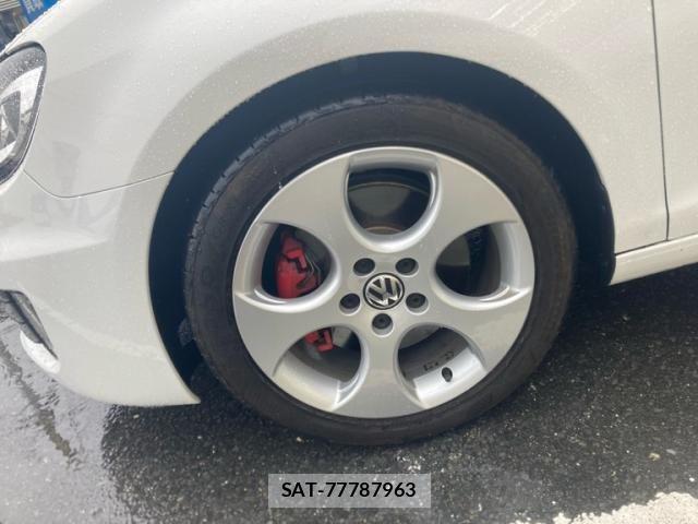 VolksWagen GOLF 2011-06 1415569-5