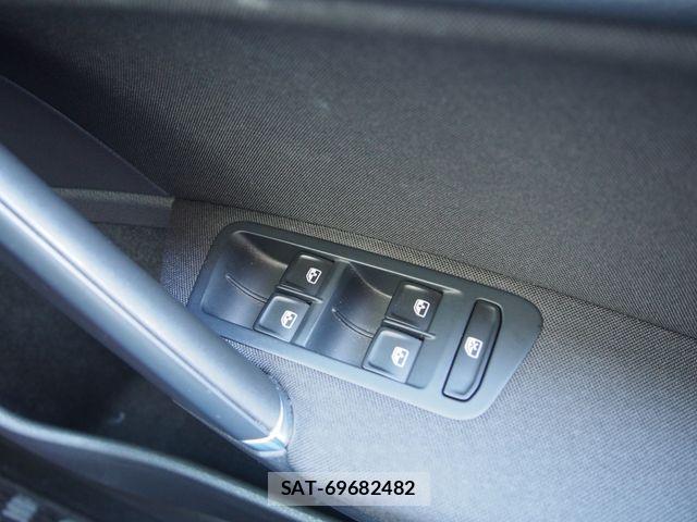 VolksWagen GOLF ALLTRACK 2017-03 4395819-13