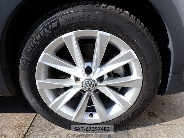 VolksWagen GOLF ALLTRACK 2017-05 4604481-25