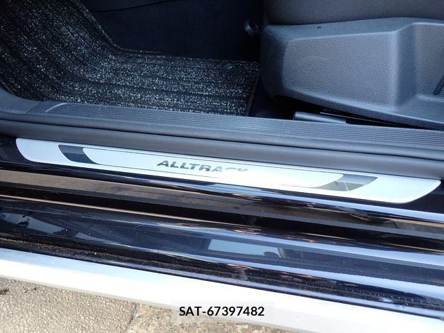 VolksWagen GOLF ALLTRACK 2017-05 4604481-28