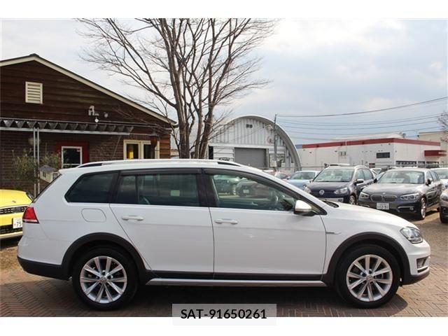 VolksWagen GOLF ALLTRACK 2016-06 5882774-1