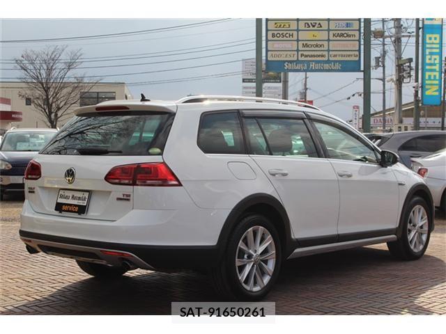 VolksWagen GOLF ALLTRACK 2016-06 5882774-2