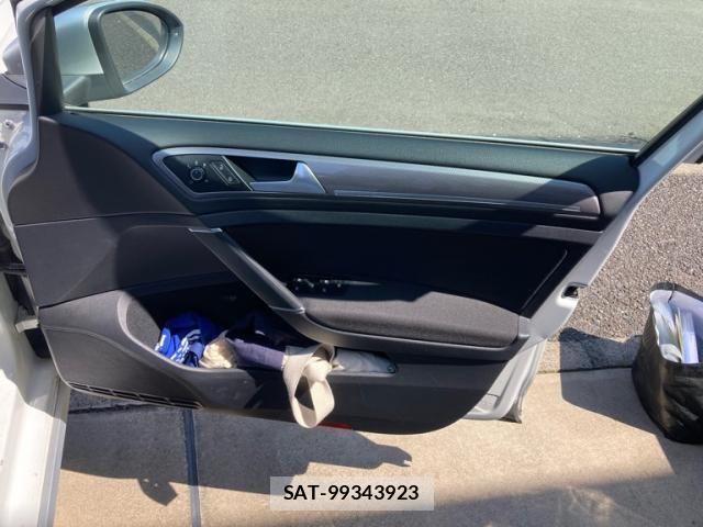 VolksWagen GOLF ALLTRACK 2017-11 6915359-15