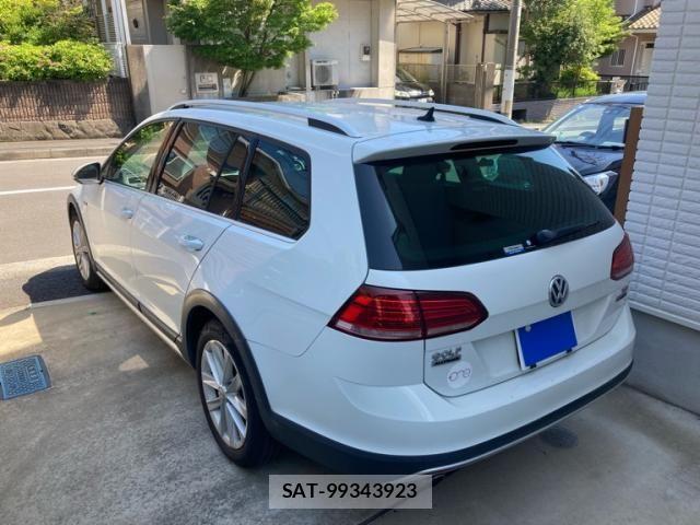 VolksWagen GOLF ALLTRACK 2017-11 6915359-4