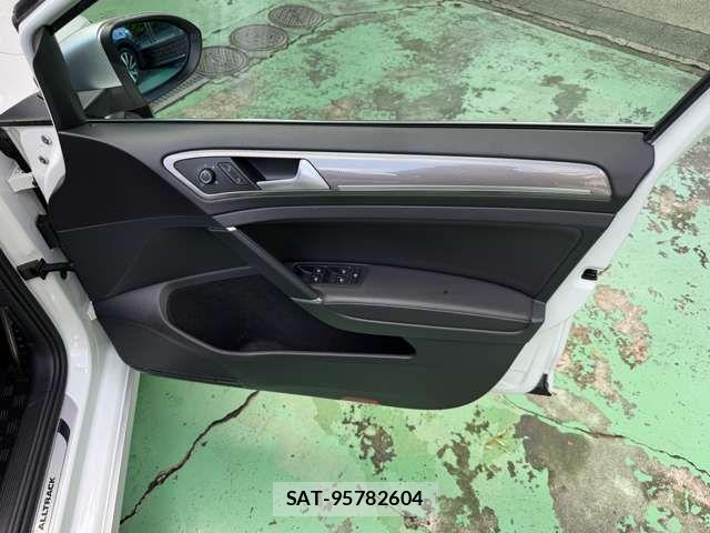 VolksWagen GOLF ALLTRACK 2018-01 7458824-14