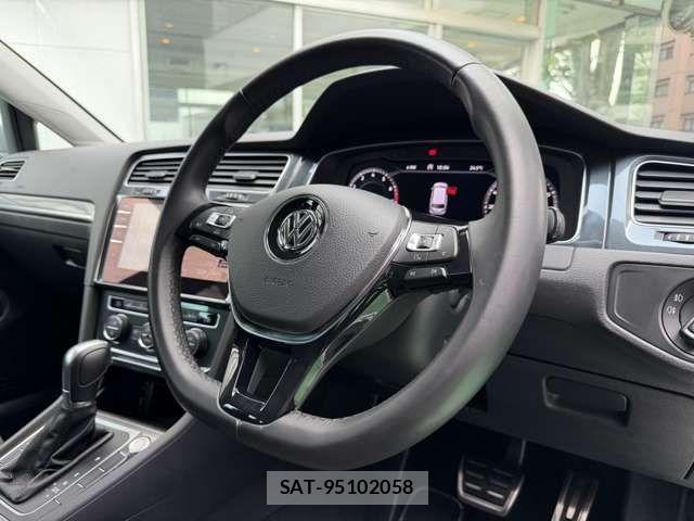 VolksWagen GOLF ALLTRACK 2018-03 7621321-16