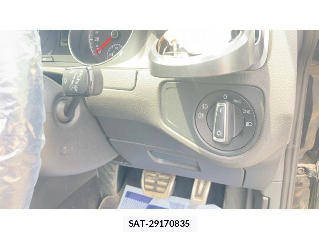 VolksWagen GOLF ALLTRACK 2016-08 7880473-11