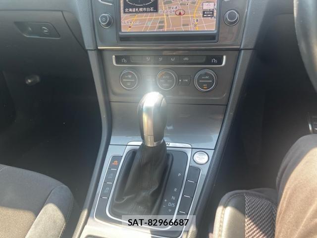 VolksWagen GOLF ALLTRACK 2015-08 7880475-22