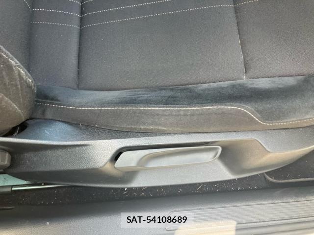 VolksWagen GOLF ALLTRACK 2016-02 7964384-13