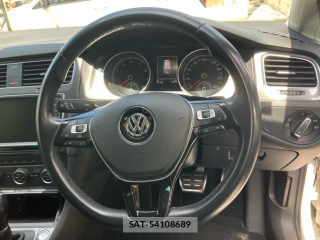 VolksWagen GOLF ALLTRACK 2016-02 7964384-14