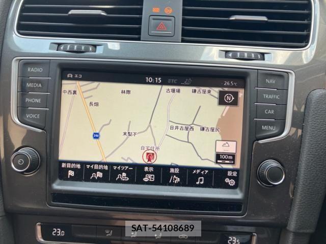 VolksWagen GOLF ALLTRACK 2016-02 7964384-19