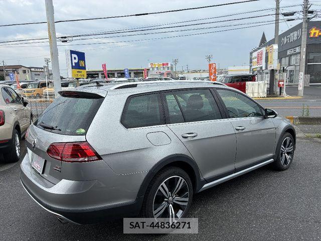 VolksWagen GOLF ALLTRACK 2017-05 8039172-1