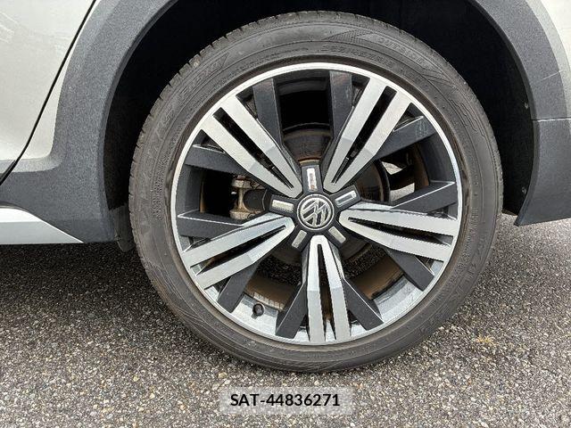VolksWagen GOLF ALLTRACK 2017-05 8039172-29