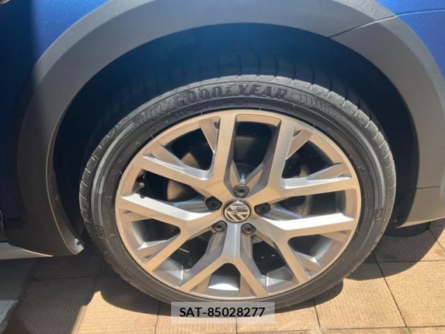VolksWagen GOLF ALLTRACK 2016-09 8132984-6