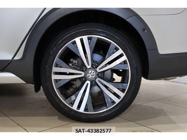 VolksWagen GOLF ALLTRACK 2019-08 8338504-6