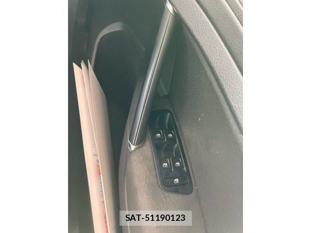 VolksWagen GOLF ALLTRACK 2016-06 8458769-19