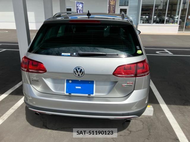 VolksWagen GOLF ALLTRACK 2016-06 8458769-4