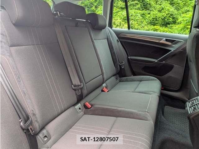 VolksWagen GOLF ALLTRACK 2017-02 8832493-13