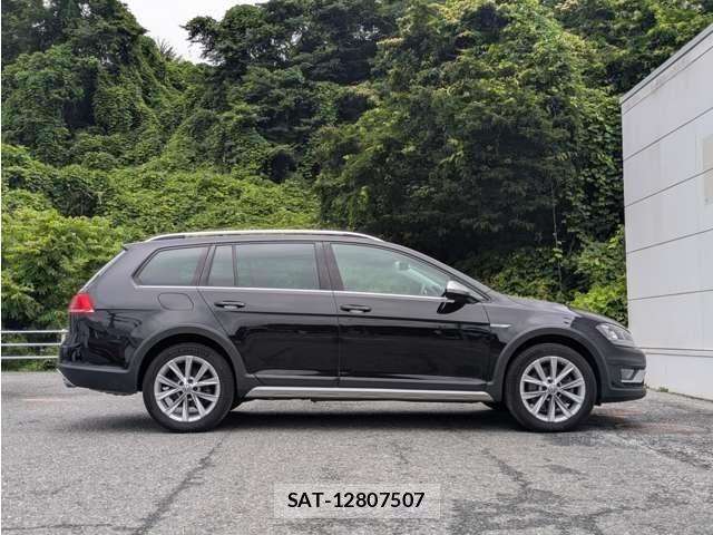 VolksWagen GOLF ALLTRACK 2017-02 8832493-3