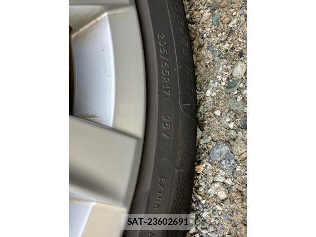 VolksWagen GOLF ALLTRACK 2016-03 8884612-9