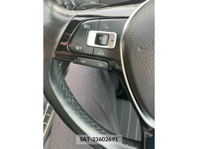 VolksWagen GOLF ALLTRACK 2016-03 8884612-21
