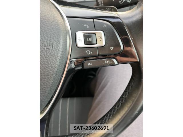 VolksWagen GOLF ALLTRACK 2016-03 8884612-22