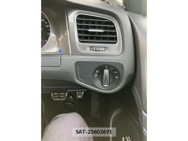 VolksWagen GOLF ALLTRACK 2016-03 8884612-23