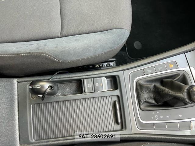VolksWagen GOLF ALLTRACK 2016-03 8884612-25