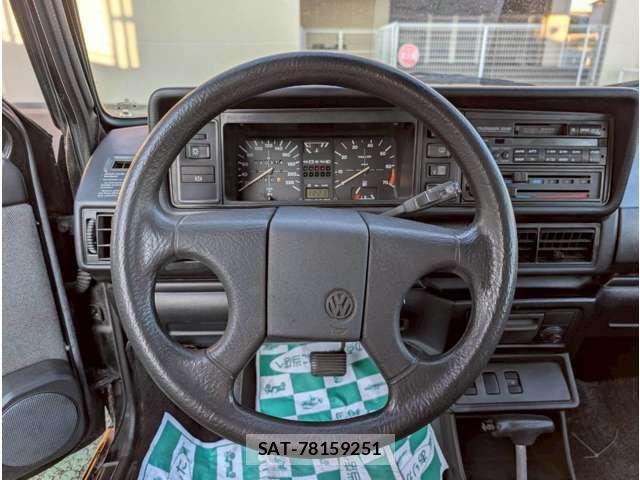 VolksWagen GOLF 1990-11 1555383-11